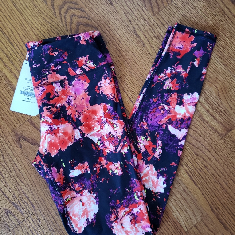 NWT Fabletics Salar Impasto PowerHold Leggings